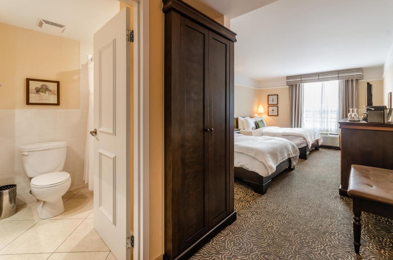 Le St-Martin Hotel & Suites Laval Room photo